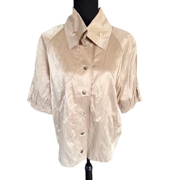 Chico’s Beige Zip & Snap Front Satin-Look Textured Jacket, Size 3 NWT - Picture 2 of 7